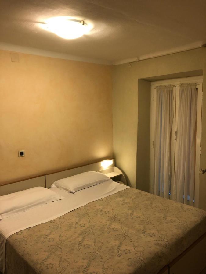 Doria Hotel *