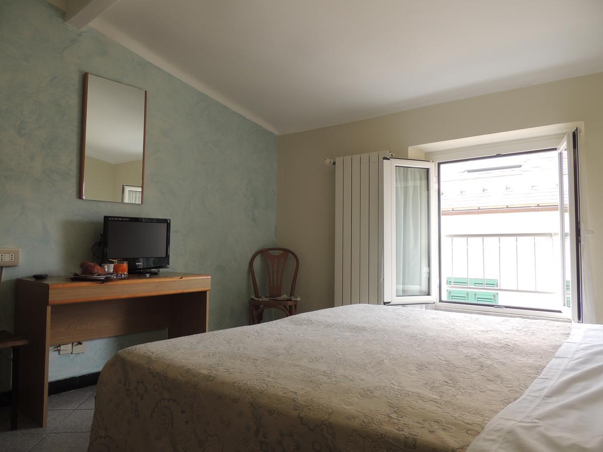 Doria Hotel *